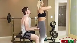 Fitness Trainer MILF Fucks Consumer Be worthwhile Without charge
